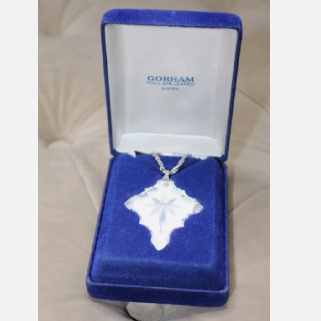 Gorham 32% Lead Crystal Vintage Christmas Snowflake 24